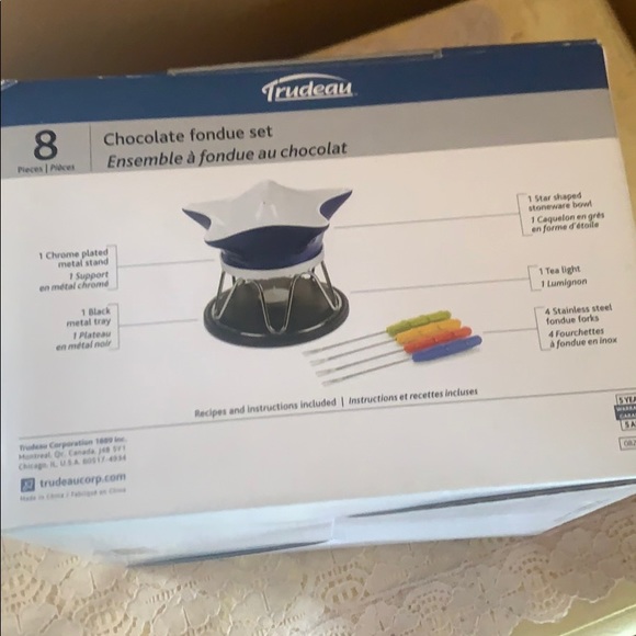 8 Piece Trudeau Fondue Set - Picture 4 of 4